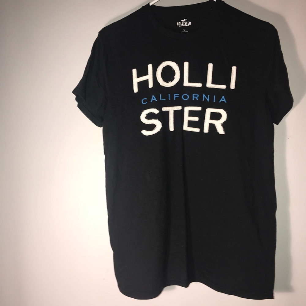 Hollister Graphic T-Shirt